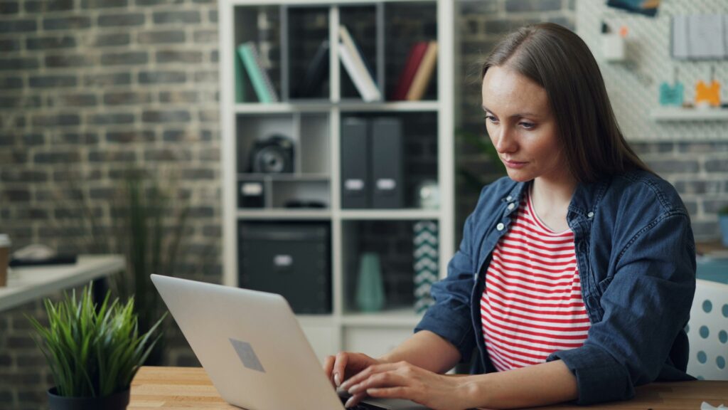 Should you rely on online reviews to choose a mover in Long Island City